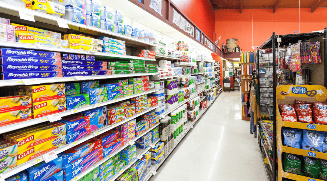 Ngành FMCG tại Việt Nam: Cạnh tranh, kênh phân phối và cơ hội